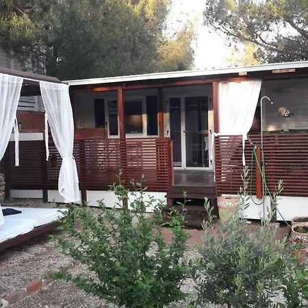 Mobile Homes Ante Mali 科兰