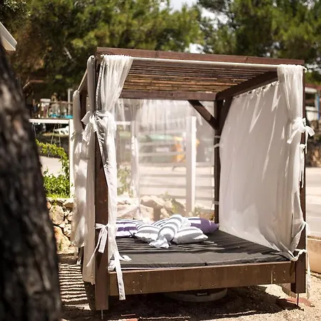 Mobile Homes Ante Mali 캠프장 콜란
