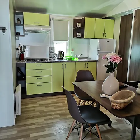 Mobile Homes Ante Mali Campingplads