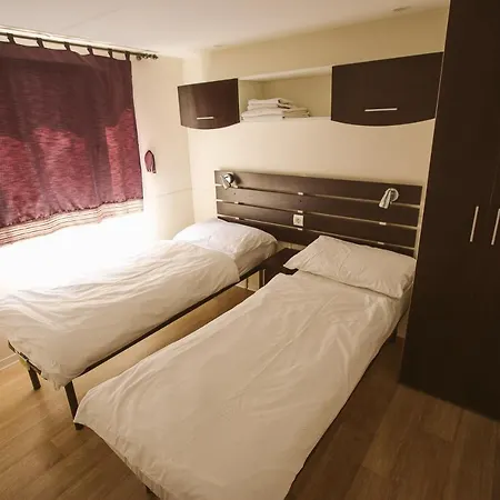 Mobile Homes Ante Mali Campingplads