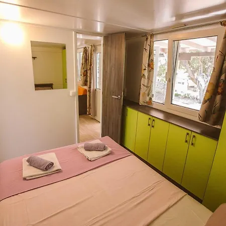 Mobile Homes Ante Mali Campingplads
